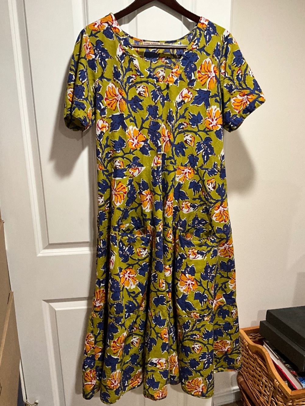 Cotton, V neck floral colorful dress, size XXL, by Dress Addict